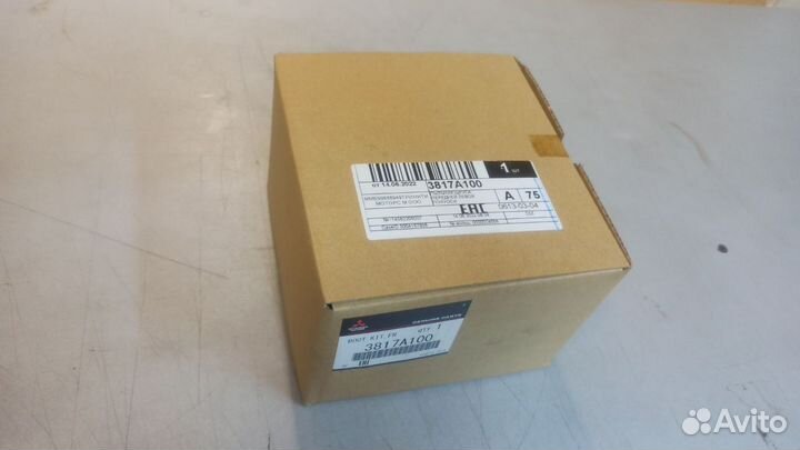 Пыльник внутренего шруса передней левой полуоси ou