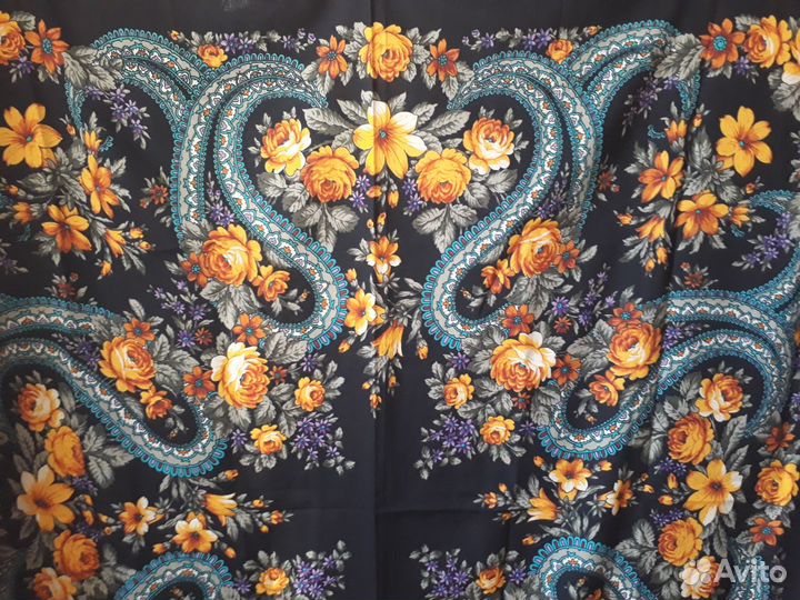 Павловопосадская шаль 