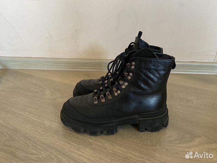 Ботинки 37 размера