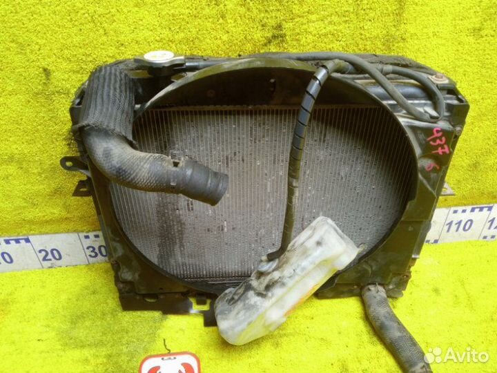 Радиатор основной передний Nissan/Mazda/Mitsubishi