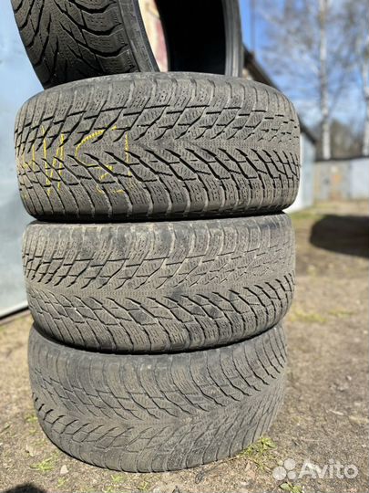 Nokian Tyres Hakkapeliitta R3 245/45 R19 102T