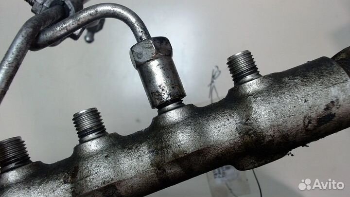 Рампа топливная Toyota Corolla Verso, 2007