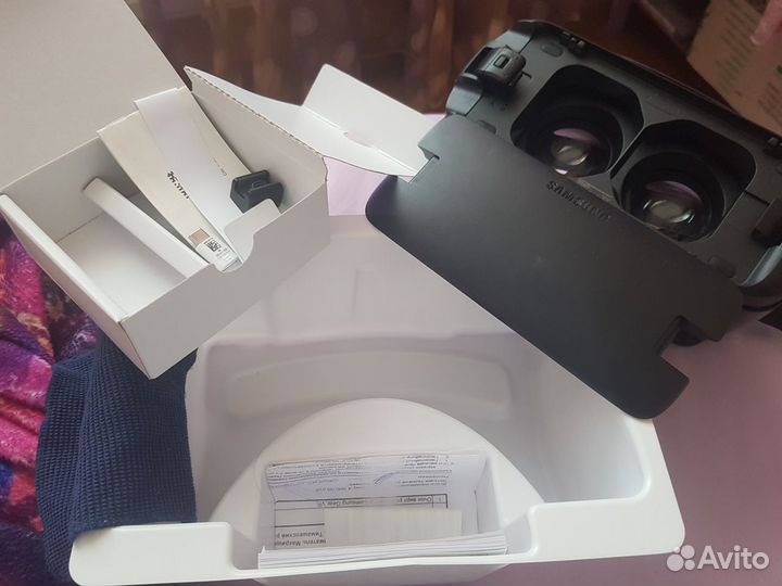 Очки виртуальной реальности Samsung Gear VR