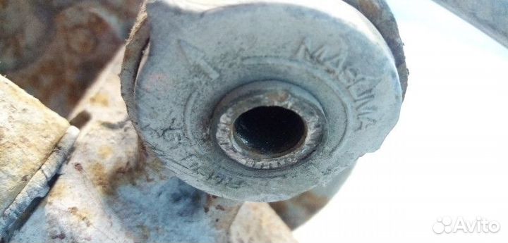 Кулак поворотный задний левый Toyota Corolla 8 (E1