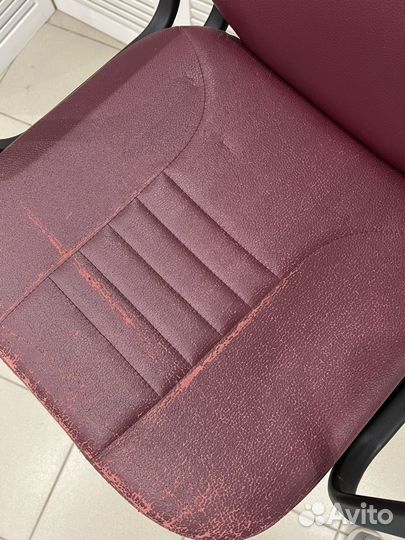 Парикмахерское кресло