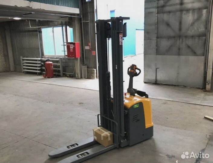 Штабелер Xilin cddk15