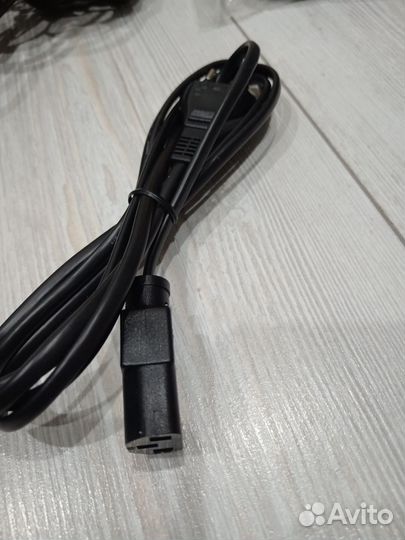 Кабеля питания и адаптеры для компьютера