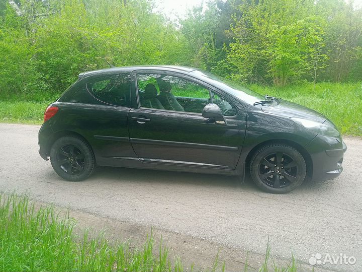 Peugeot 207 1.4 МТ, 2007, 240 000 км
