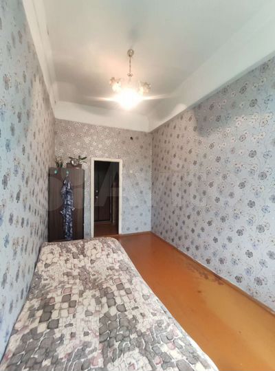 Комната 30,8 м² в 2-к., 2/5 эт.