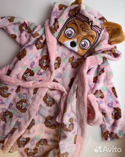 Новый халат для девочки C&A