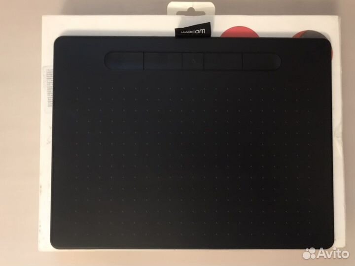 Wacom Intuos M Bluetooth, черный (CTL-6100WLK-N)