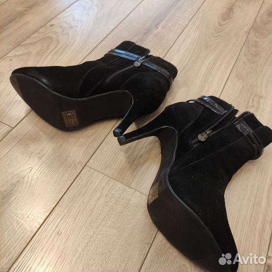 Ботильоны женские 39 размер черные