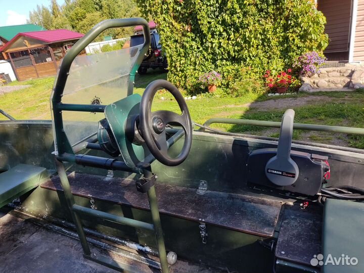Моторная лодка 