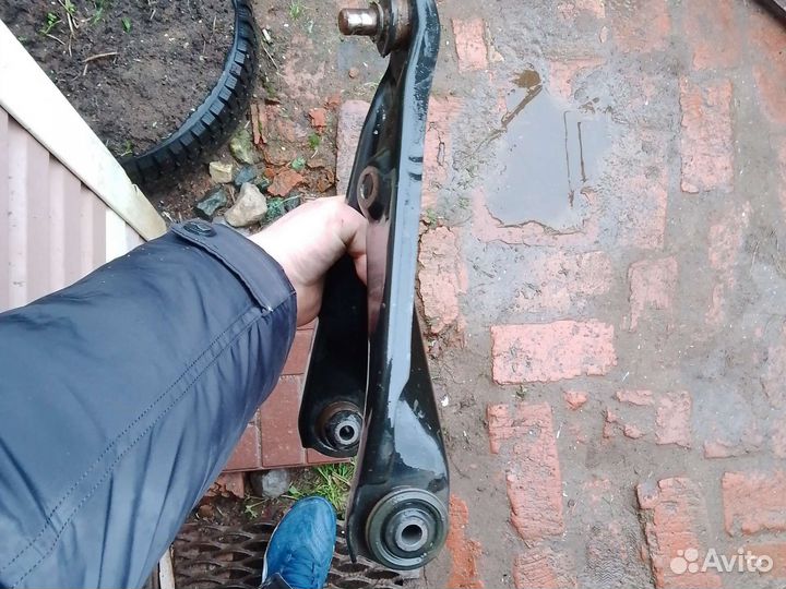 Рычаг Лада Xray
