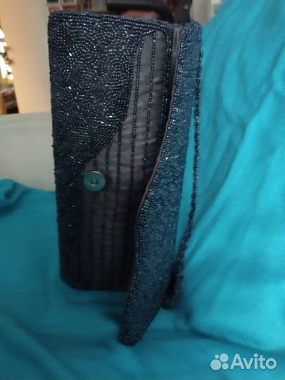 Небольшой театральный клатч, расшитый биссером