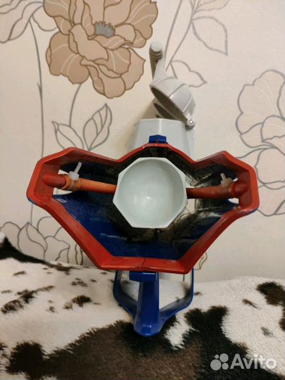 Игрушка снежкобластер