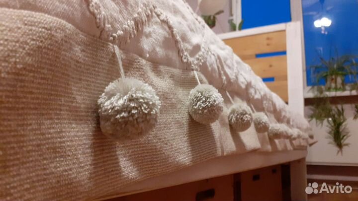 Покрывало на кровать новое