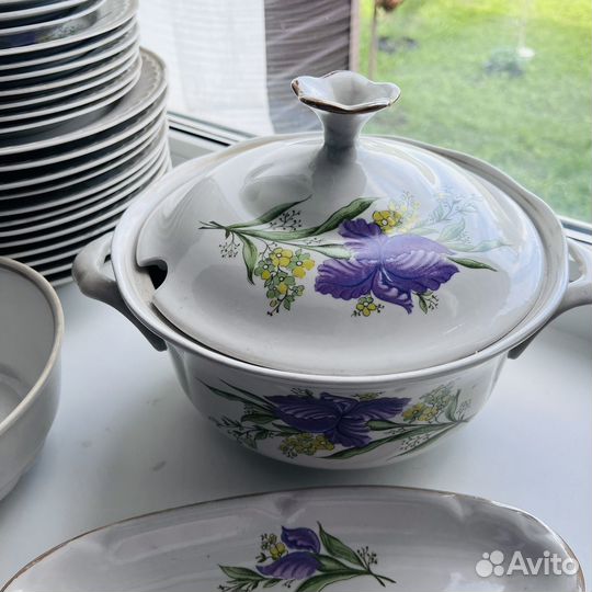 Набор столовой посуды СССР. Столовый сервиз