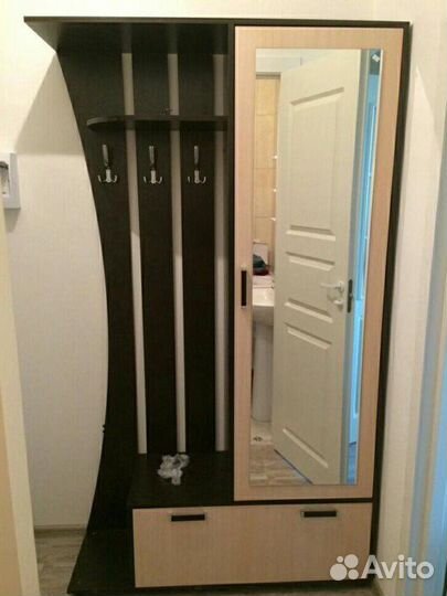 Практичная и компактная прихожая Венге