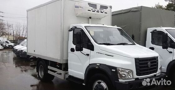 Грузоперевозки фура