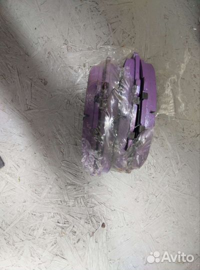 Тормозные колодки на Хонда accord