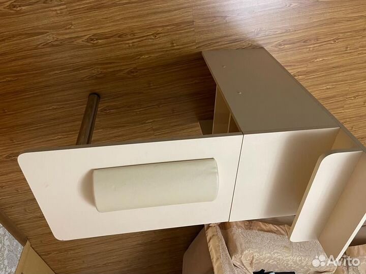 Стол для маникюра