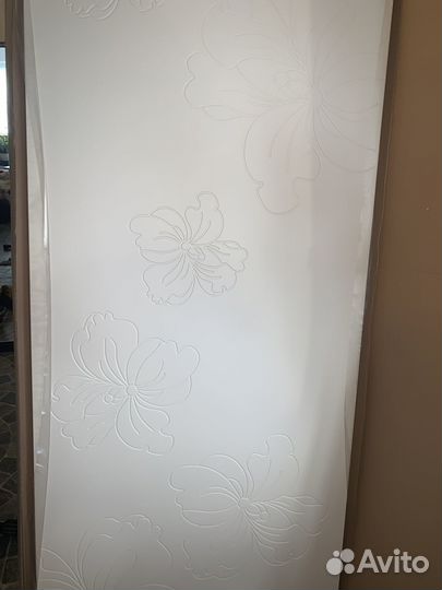 Дверь межкомнатная новая в упаковке