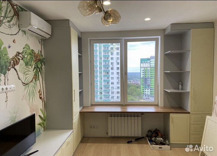 Мебель в детскую Стол школьный