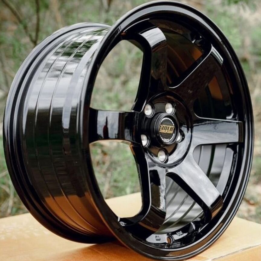 Литые диски RAYS VOLK RACING TE37SL 8×R17 5×100
