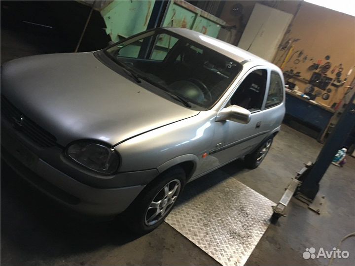 Разбор на запчасти Opel Corsa B