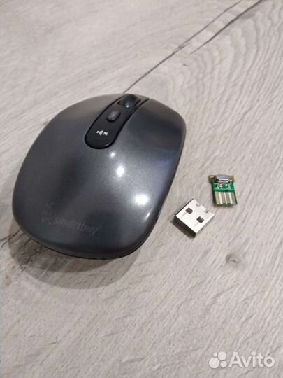 Беспроводная мышь (требует ремонта)