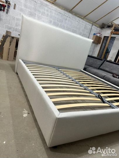 Кровать Подушка 180x200 под заказ