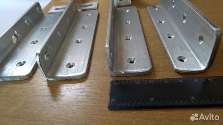 Уголки, кронштейны