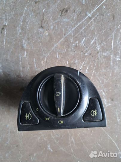 Блок управления светом на Cadillac bls