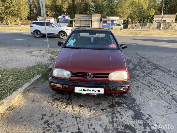 Volkswagen Golf 1.8 МТ, 1996, 240 000 км