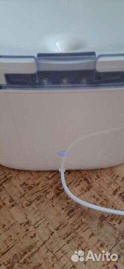 Умная поилка-фонтан Petoneer