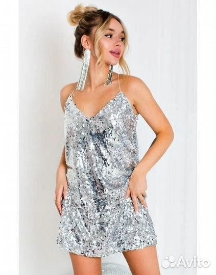 Платье с пайетками