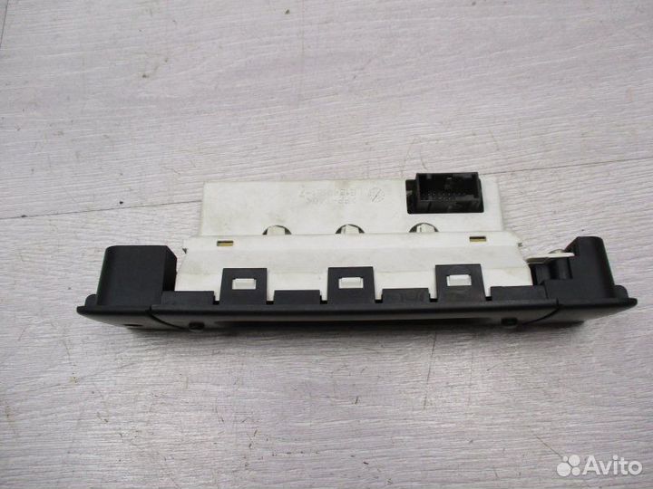 Дисплей компьютера Peugeot 406 1.8 1999