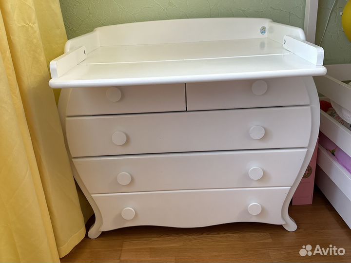 Комод с пеленальным столиком