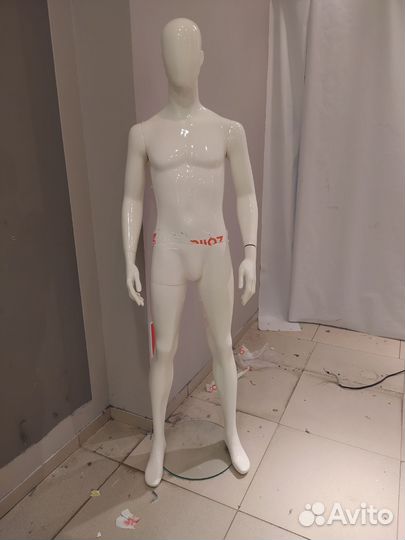 Манекен мужской бу