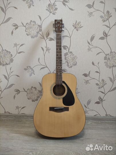 Гитара Yamaha F-310 + Фирменный Чехол