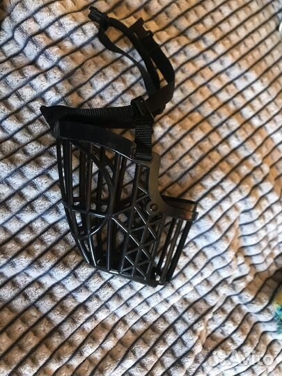 Огромный намордник