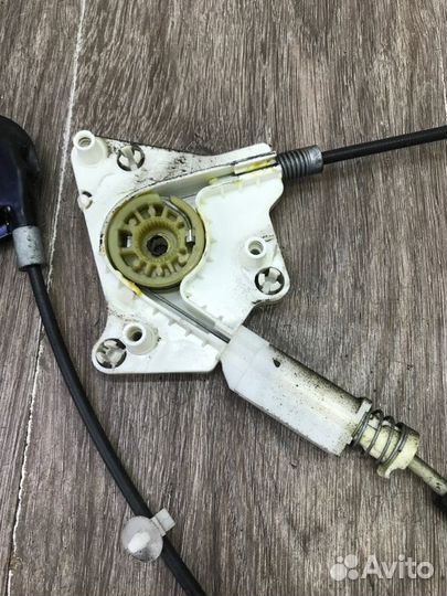 Стеклоподъемник передний правый Mercedes Slk