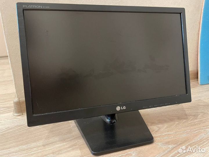 Монитор LG