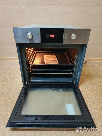 Духовой шкаф электрический Samsung