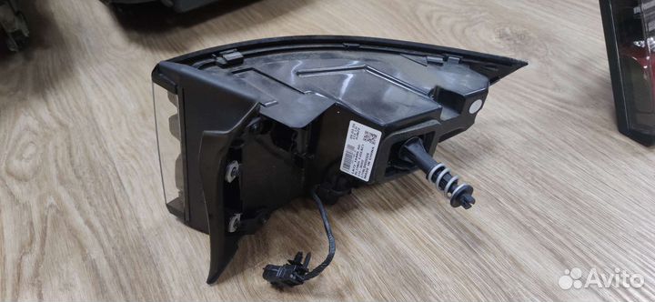 Задние фонари Discovery Sport L550