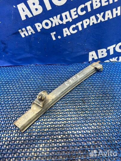 Направляющая стекла двери Mitsubishi Lancer 9