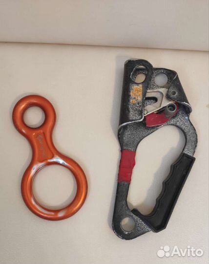 Карабины, жумар, восьмёрка для туризма, альпинизма