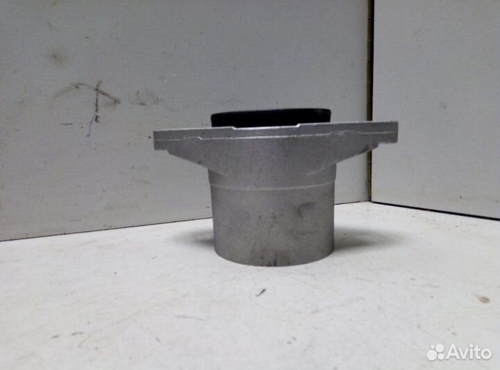 Опора амортизатора заднего Volkswagen Passat B5