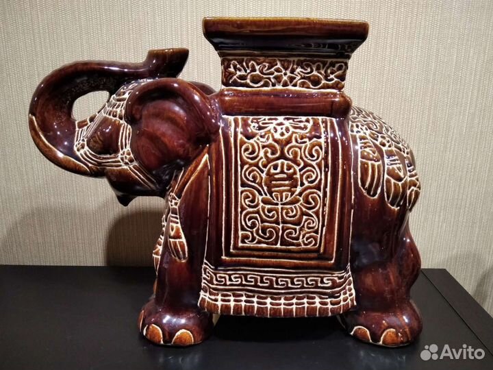 Подставка под цветы